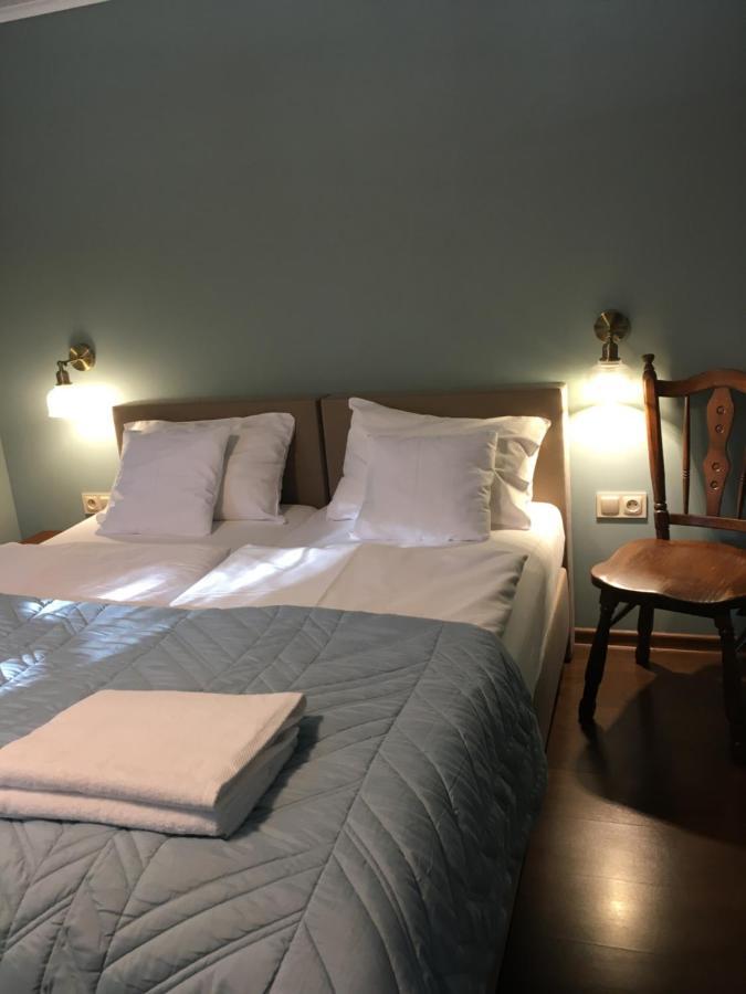 Decor Park Apartament คาร์ปัตซ์ ภายนอก รูปภาพ
